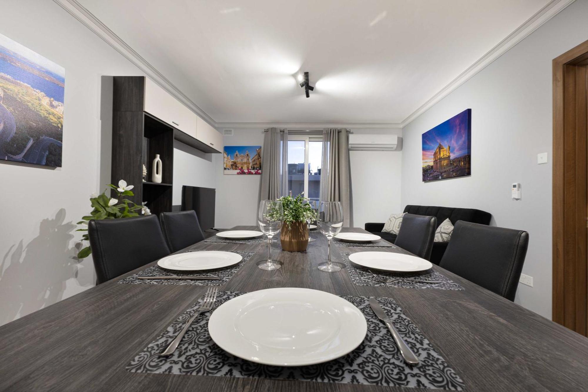 Luxurious & Spacious 2Bd Accomodation At The Podium - Yacht Marina Area, Close To Valletta Msida Esterno foto