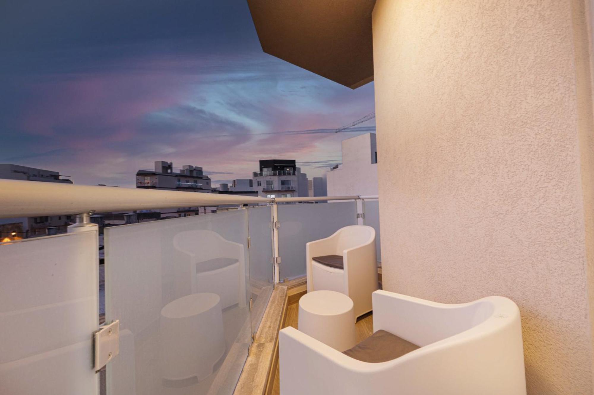 Luxurious & Spacious 2Bd Accomodation At The Podium - Yacht Marina Area, Close To Valletta Msida Esterno foto